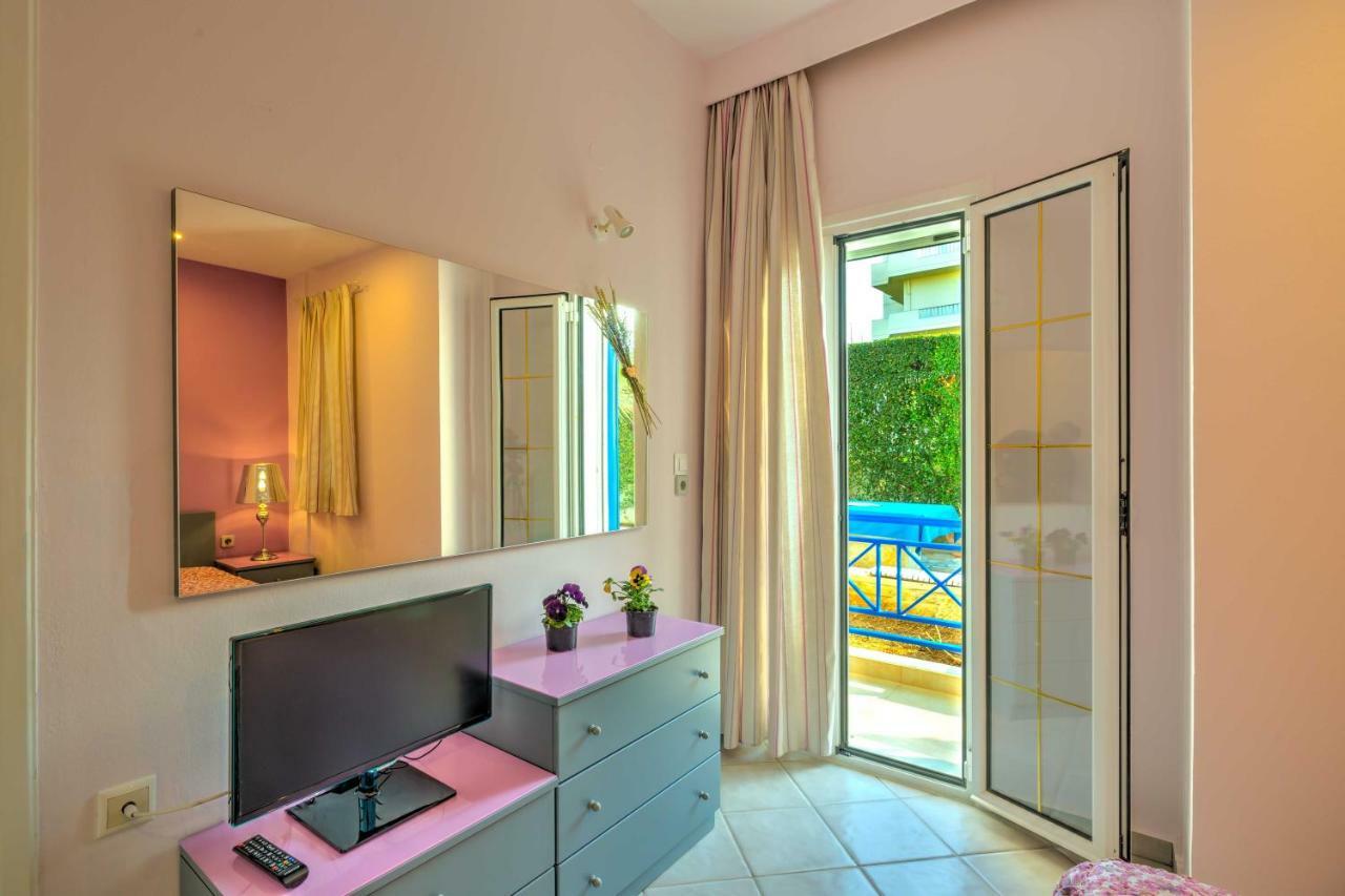 Elegant 1Br By Heraklion Beach Sun &Comfort Await Amoudara Lasithiou Eksteriør billede